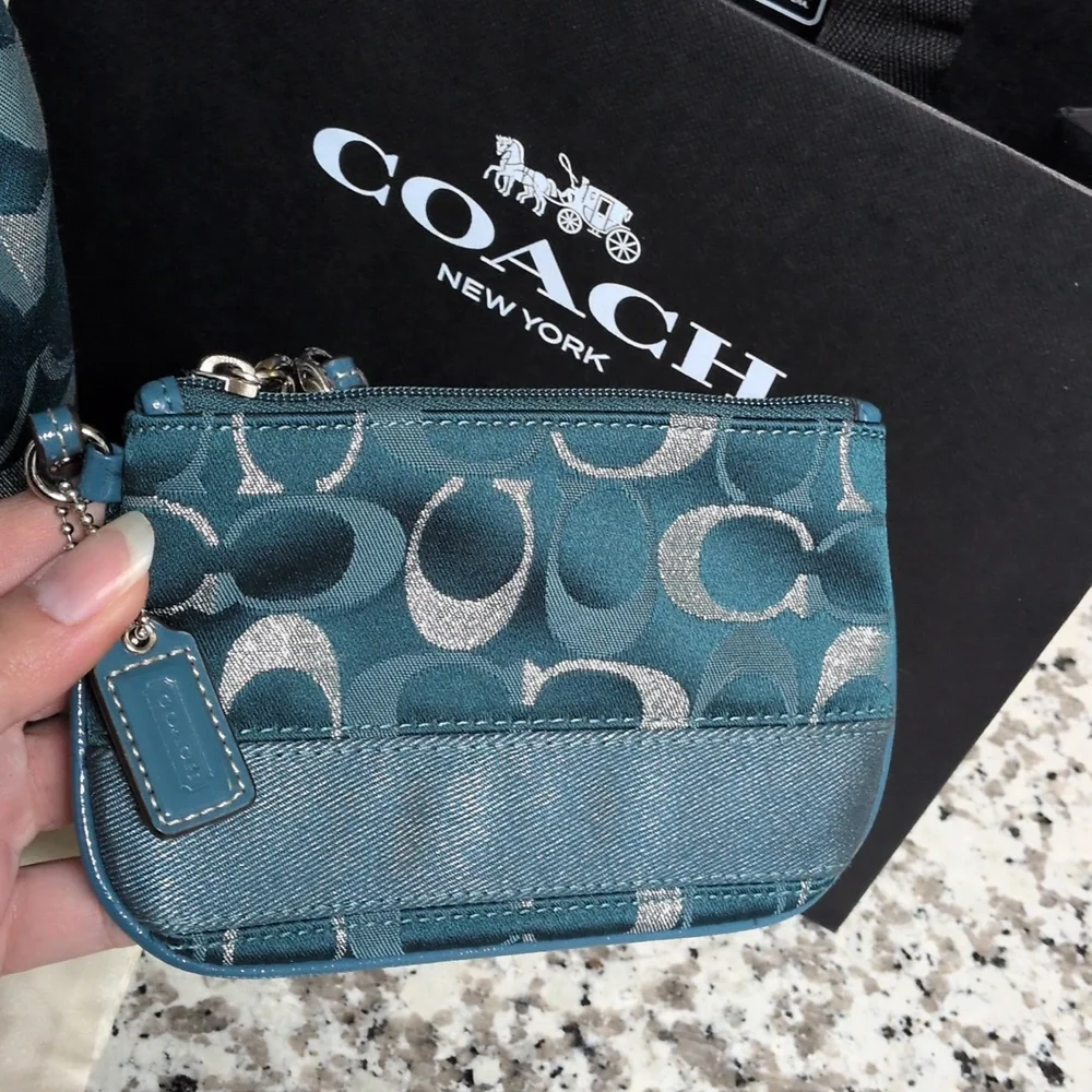 ✨ SOLD✨Coach SET Signature Jacquard Teal Metallic Stripe Hobo Wristlet Wallet - Picture 8 of 12